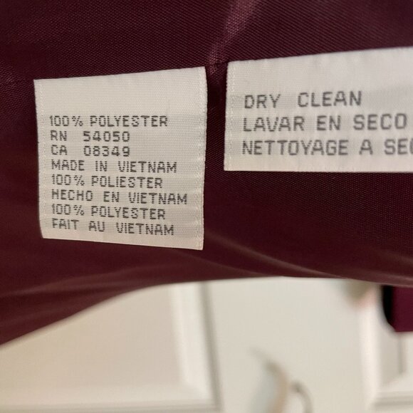 JONES WEAR SIZE 12 DARK BERRY SUIT WITH LINED LONG JACKET AND SKIRT - Picture 7 of 12